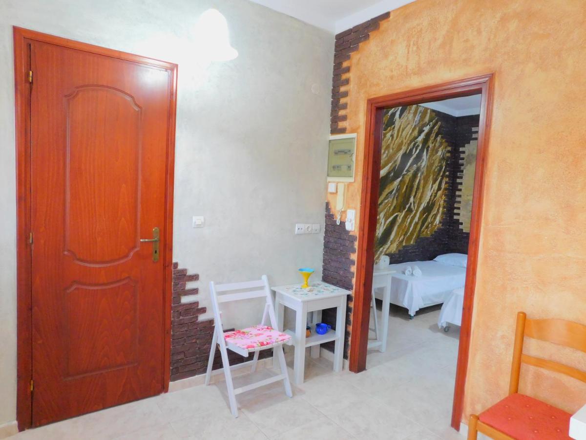 Kastro Studios Pigí Buitenkant foto